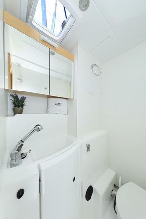 Lagoon 400 | Pagomo Nayan