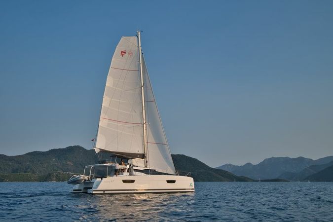 Fountaine Pajot Saona 47 | Sky Ada 2