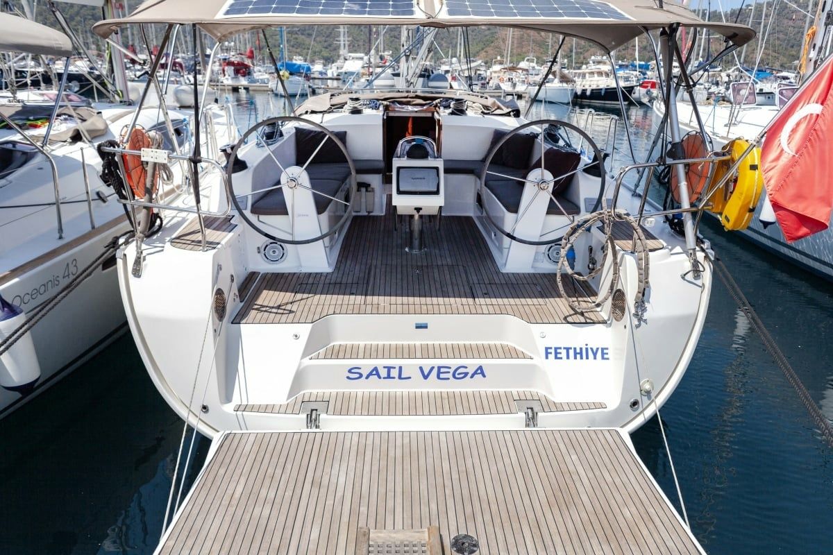 Bavaria Cruiser 46 | Sail Vega