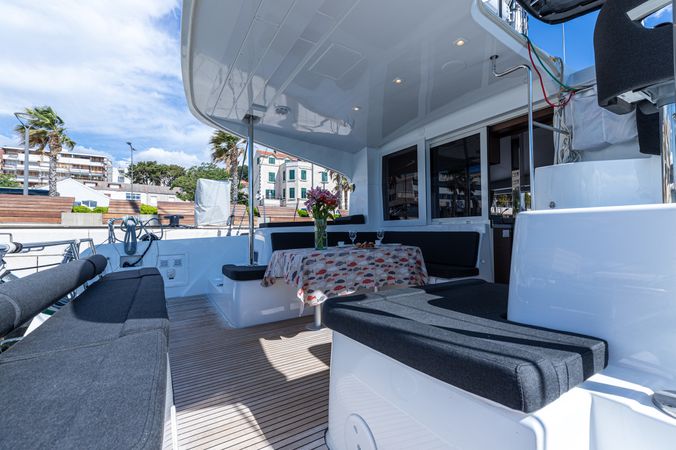 Lagoon 40 | Sailor Moon