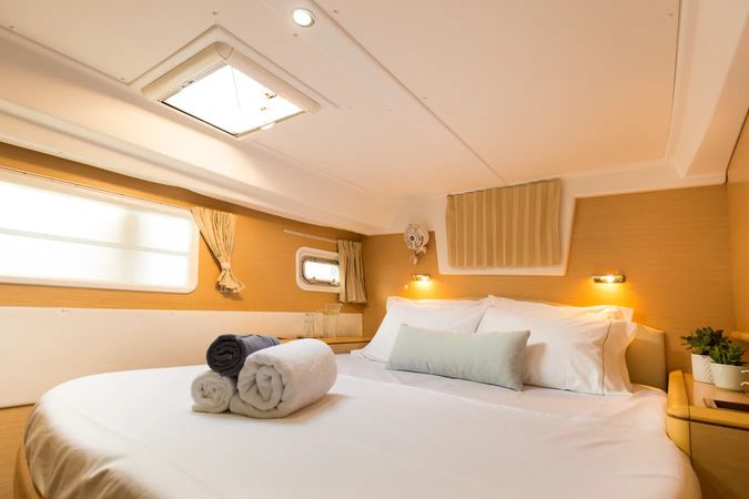 Lagoon 500 | Toro Bianco