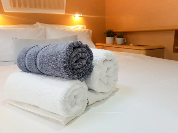 Lagoon 500 | Toro Bianco