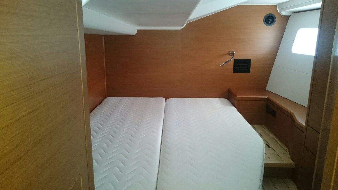 Jeanneau 54 | Amazing Elli