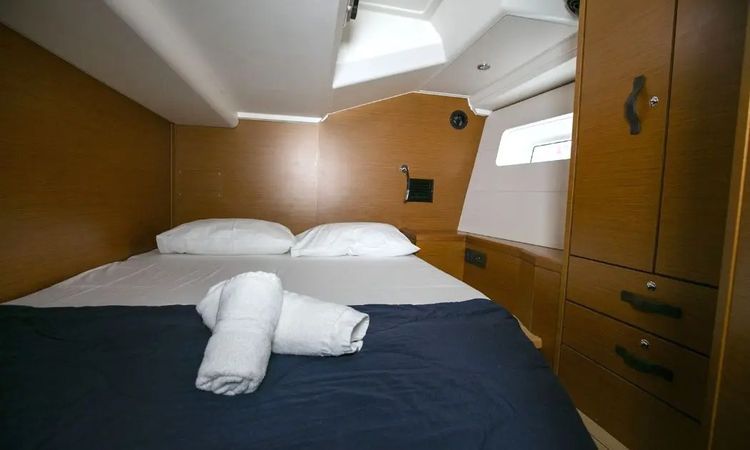 Jeanneau 54 | Amazing Elli