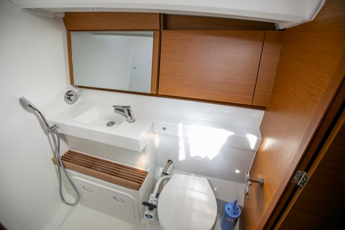 Jeanneau Sun Odyssey 440 | Homesick George