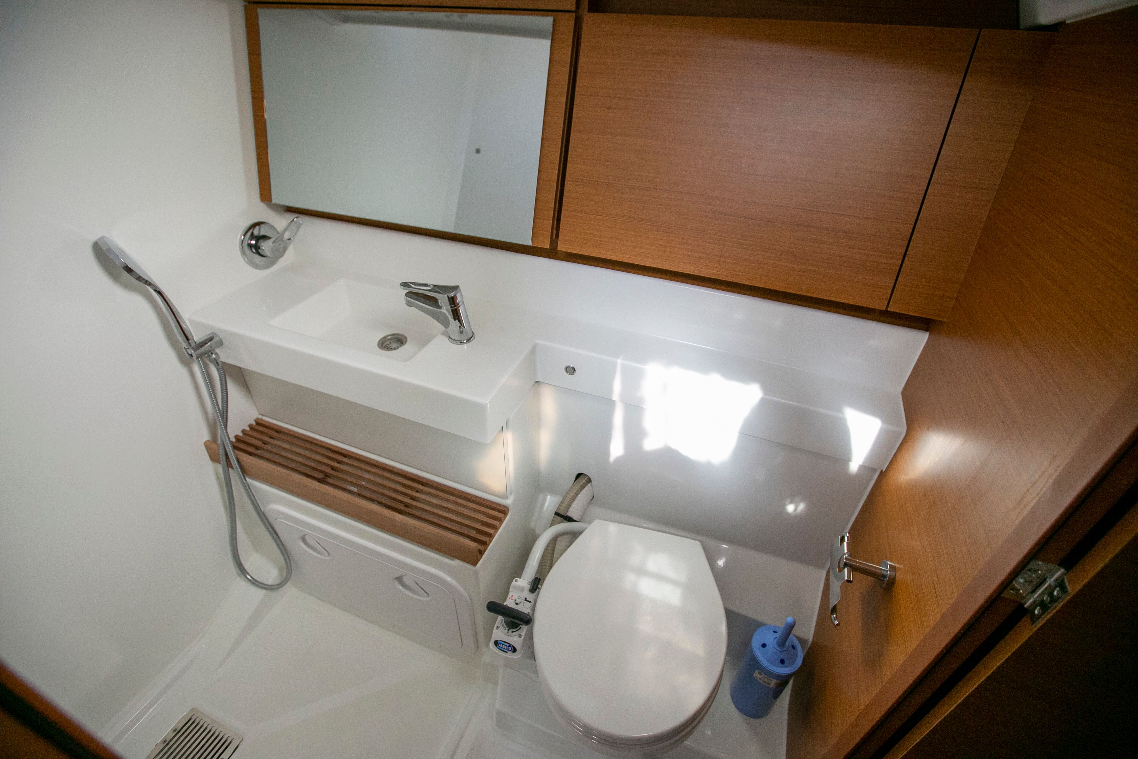 Jeanneau Sun Odyssey 440 | Homesick George