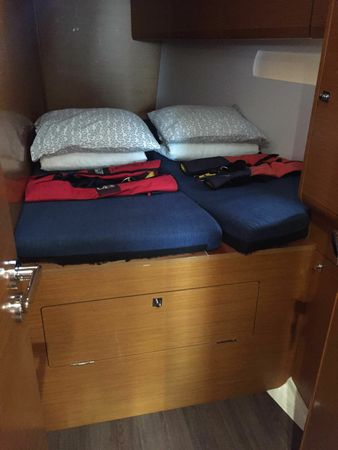 Jeanneau Sun Odyssey 519 | Bourbon