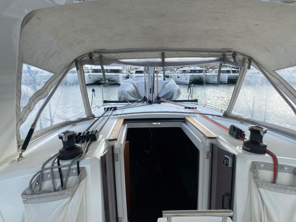 Beneteau Oceanis 35.1 | 3 Pommes