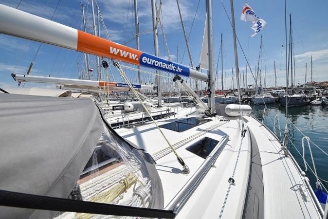 Bavaria Cruiser 37 | Sofija