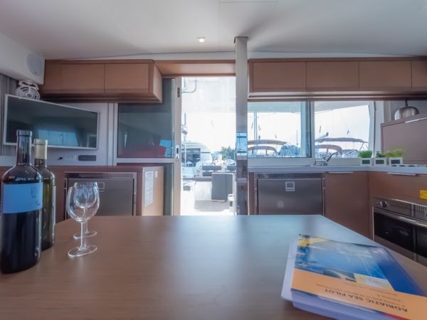 Lagoon 40 | Chingi Lingy