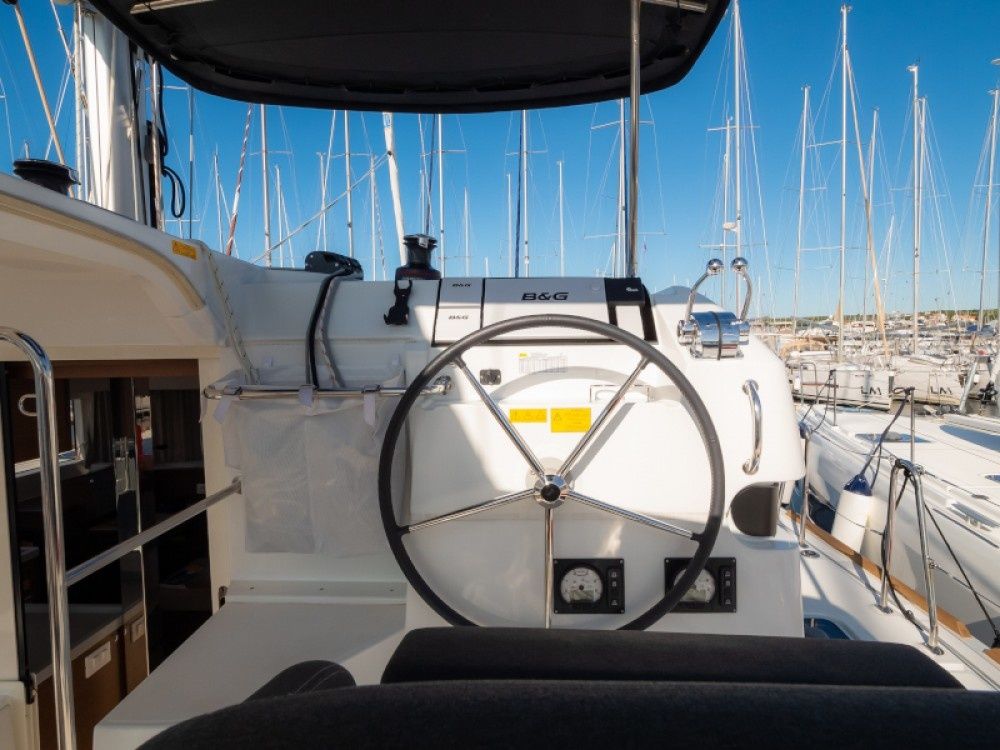 Lagoon 40 | Chingi Lingy