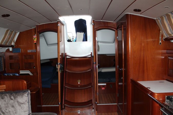 Beneteau Oceanis Clipper 423 | Aenaon