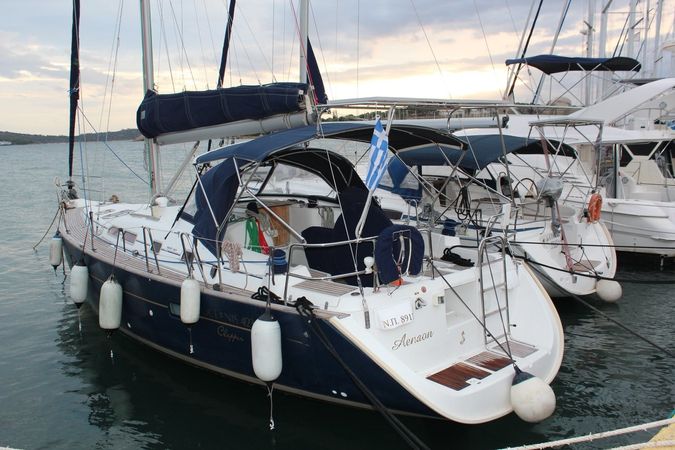 Beneteau Oceanis Clipper 423 | Aenaon