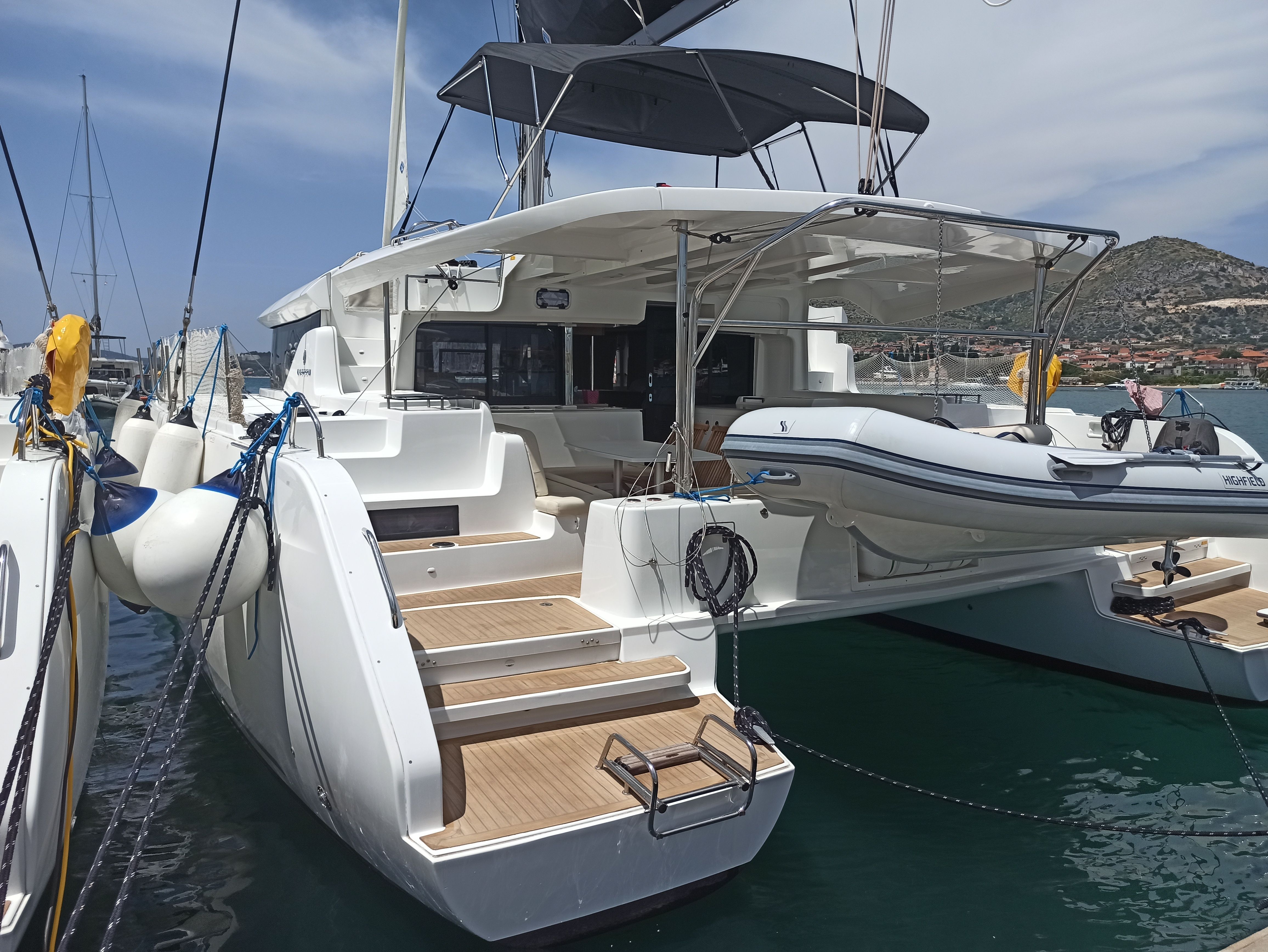 Lagoon 46 | Brighter star