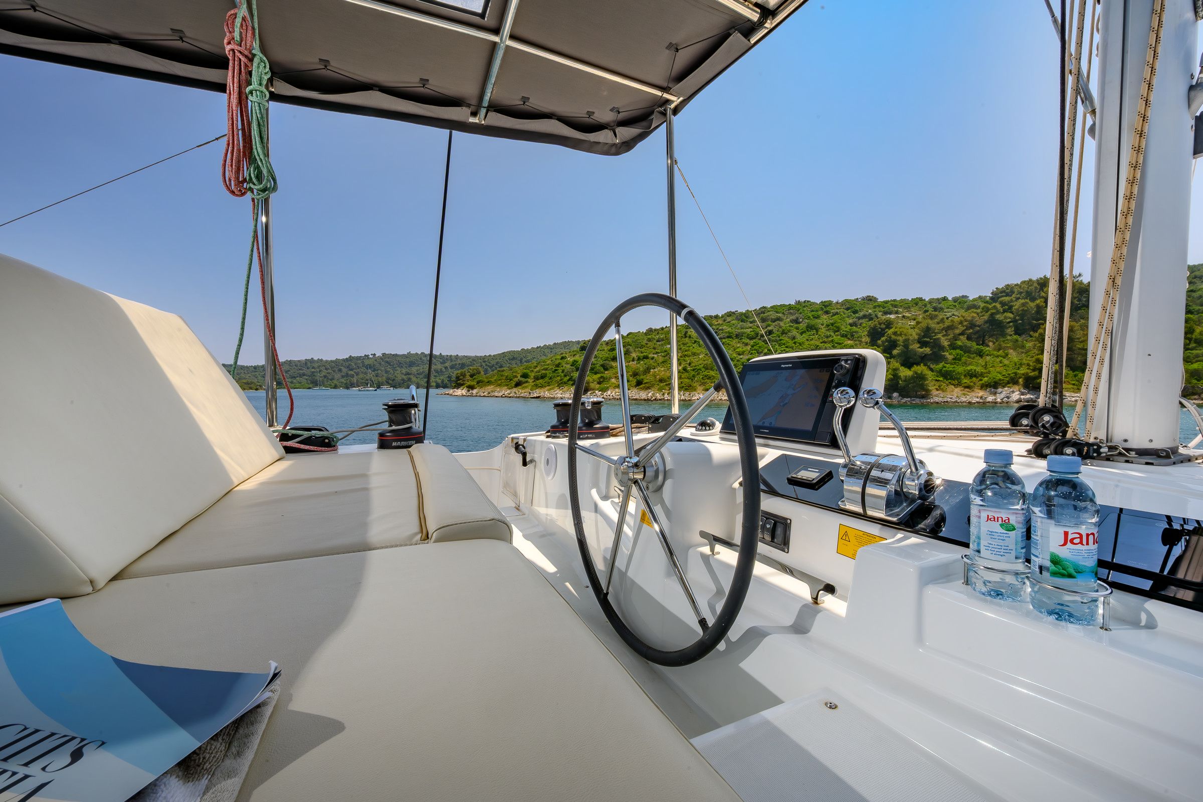 Lagoon 46 | Brighter star