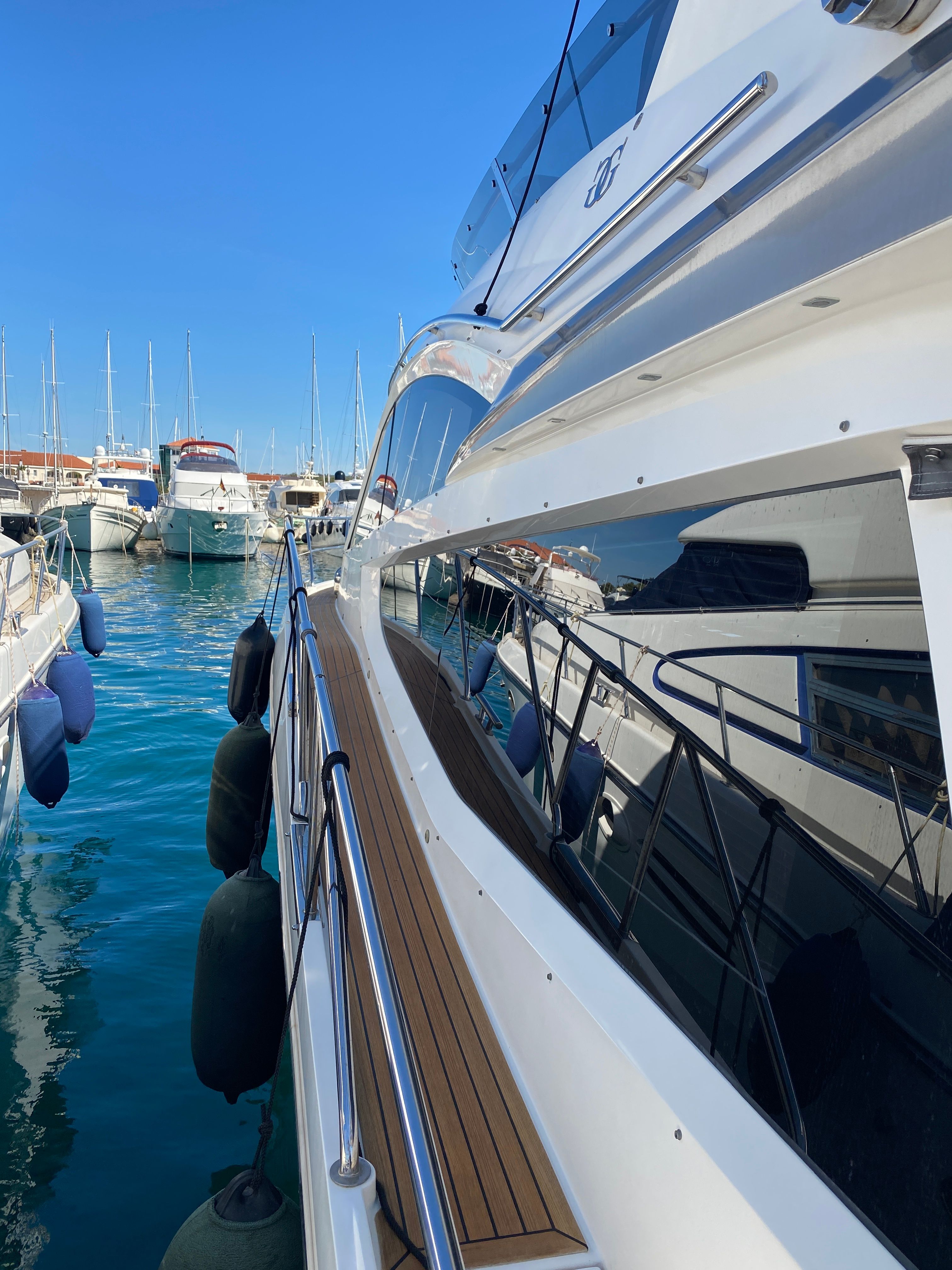 Galeon 550 Sky | Gremix