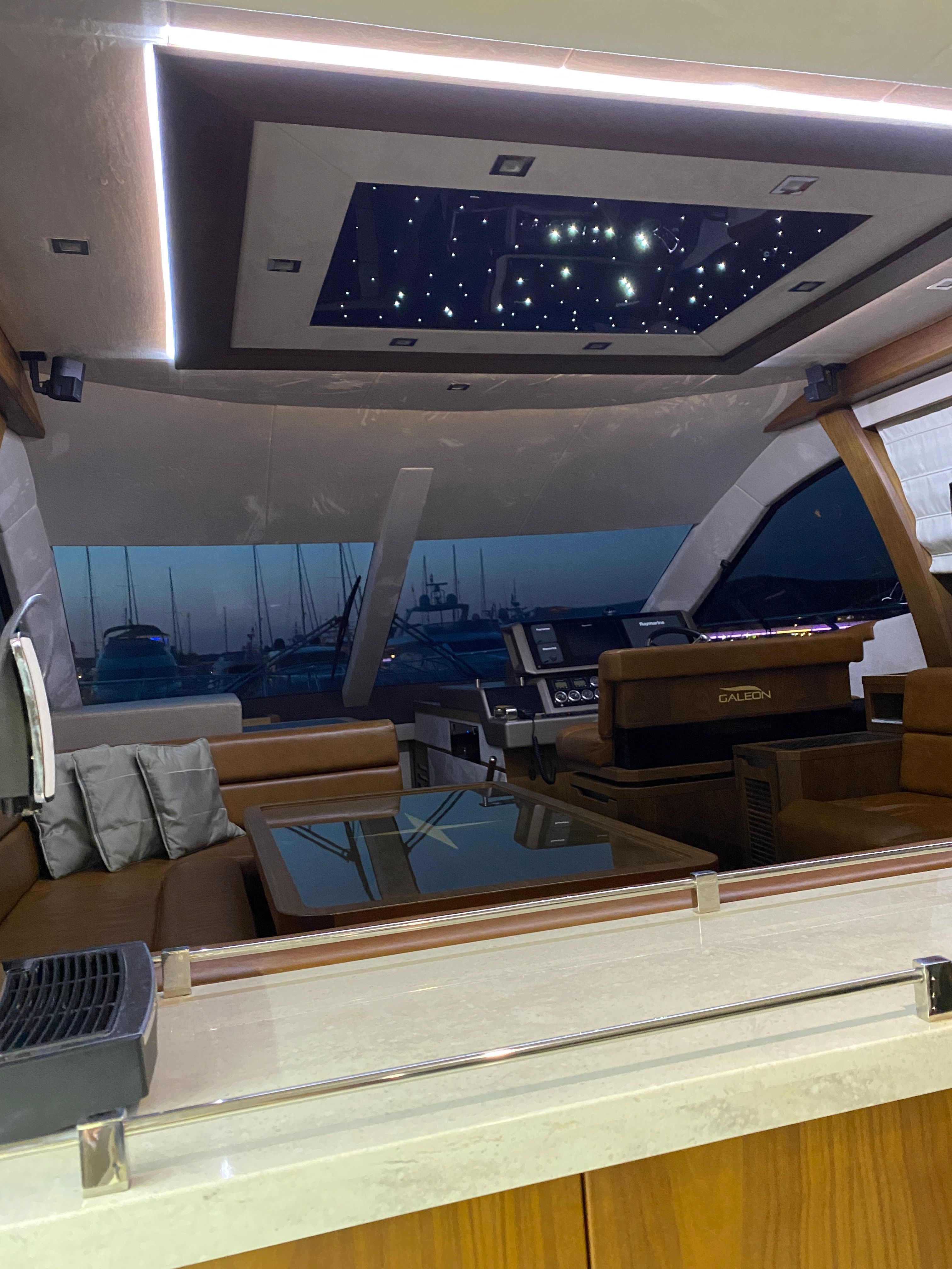 Galeon 550 Sky | Gremix