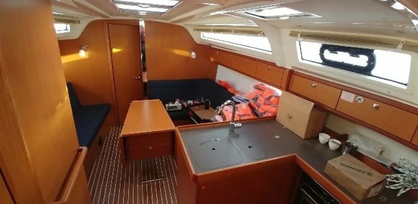 Bavaria Cruiser 37 | Amalia