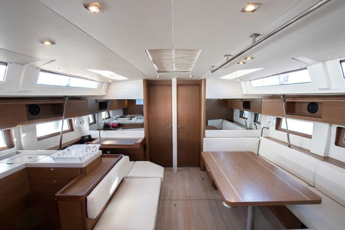 Beneteau Oceanis 51.1 | Hybris