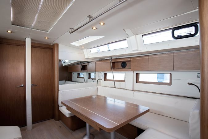Beneteau Oceanis 51.1 | Hybris