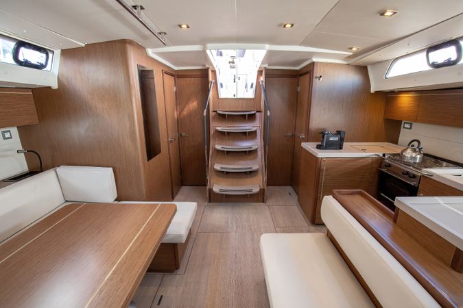 Beneteau Oceanis 51.1 | Hybris