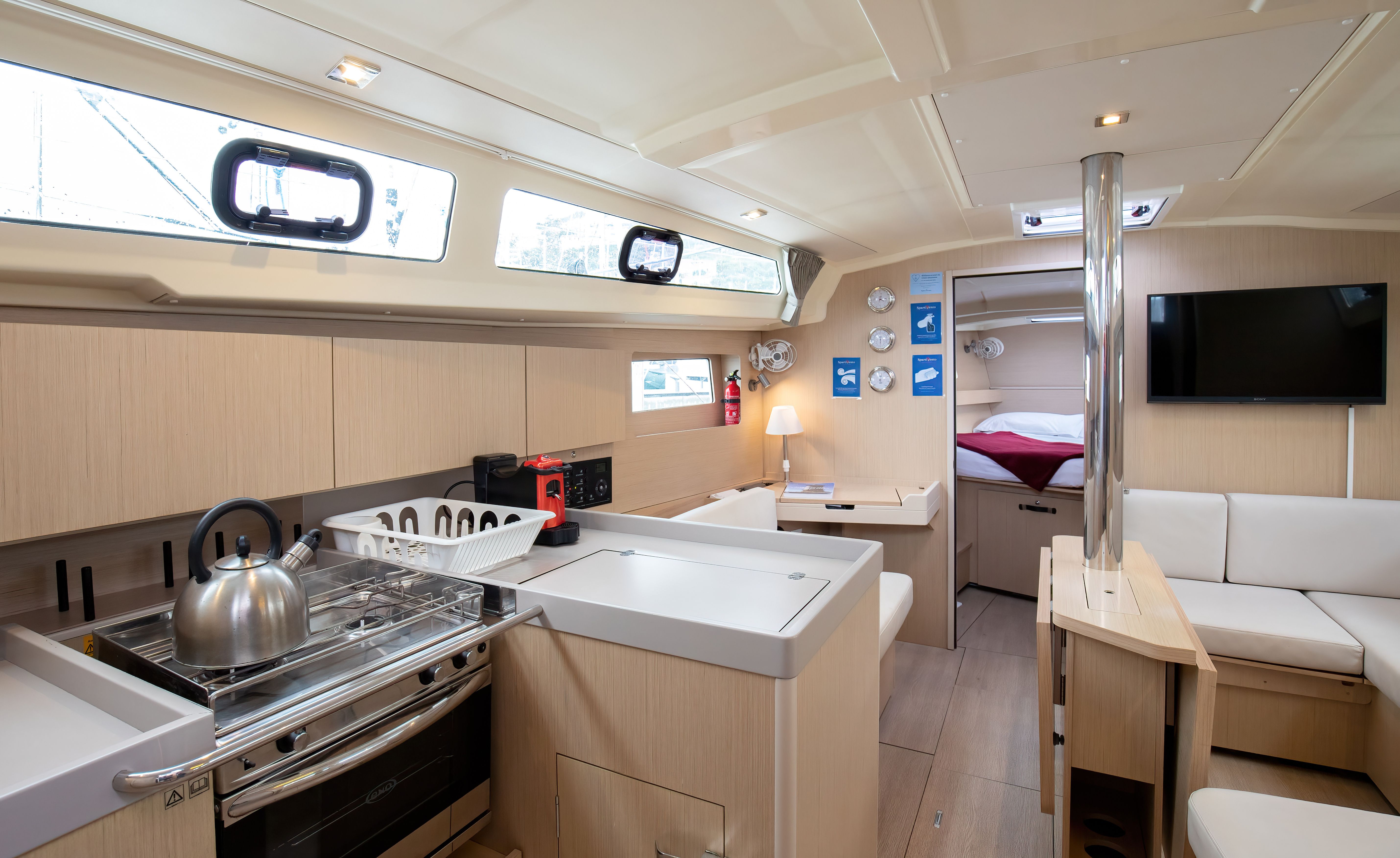 Beneteau Oceanis 41.1 | Arianna