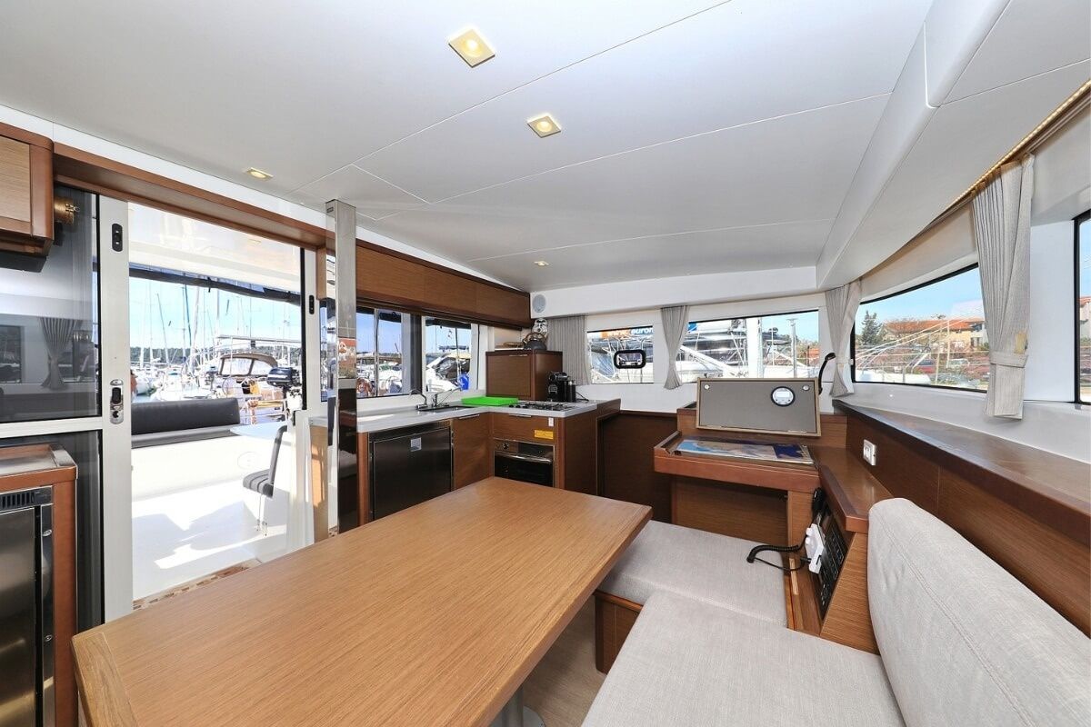 Lagoon 40 | Liquid Spirit