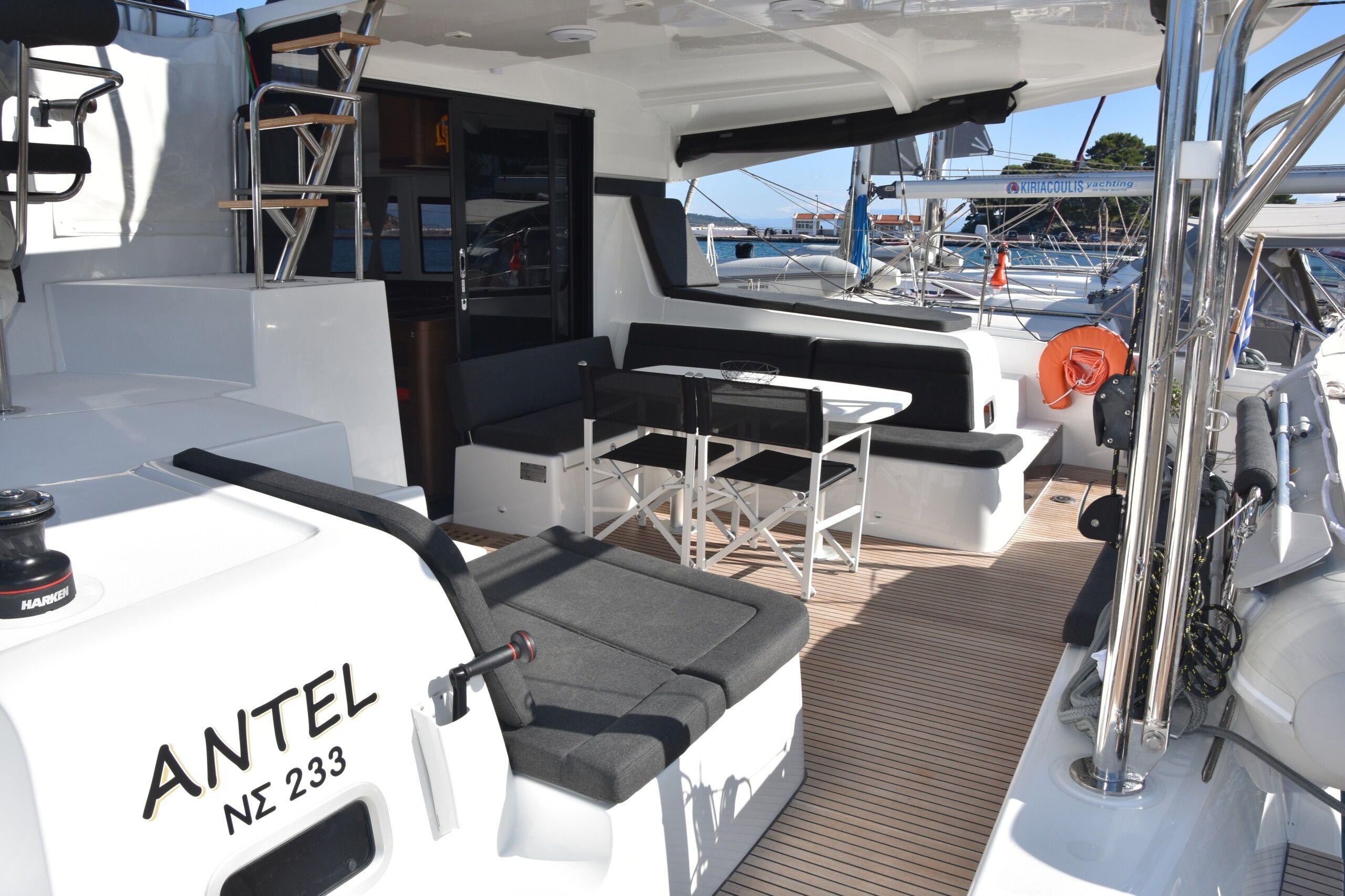 Lagoon 42 | Antel