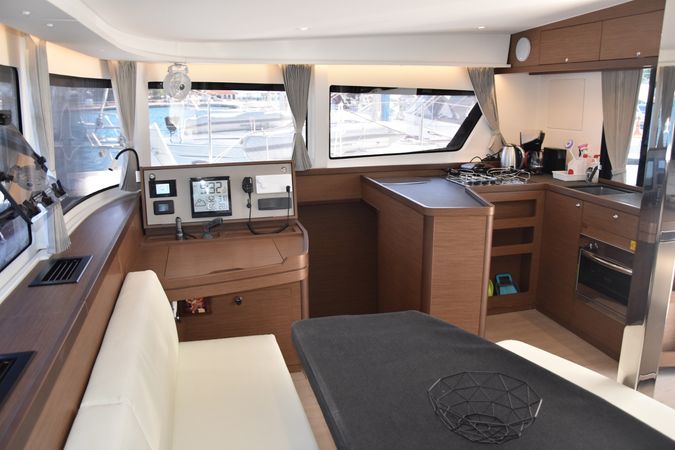 Lagoon 42 | Antel