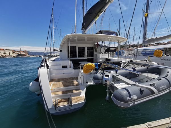 Lagoon 40 | Sailing Point