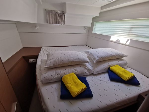 Lagoon 40 | Sailing Point