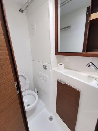 Lagoon 40 | Sailing Point