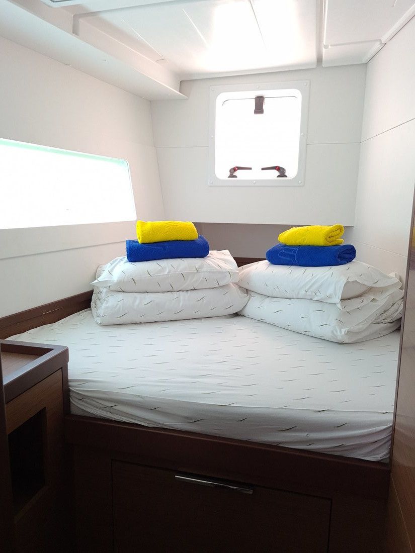 Lagoon 40 | Sailing Point