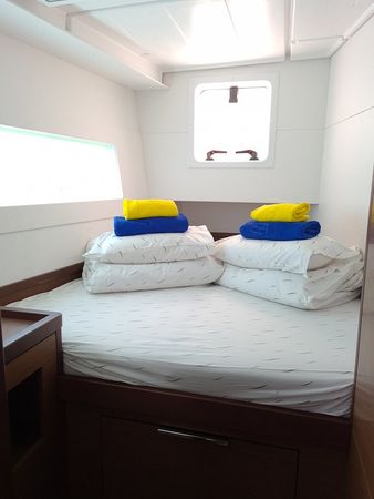 Lagoon 40 | Sailing Point