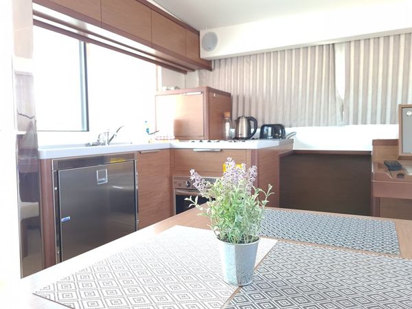 Lagoon 40 | Sailing Point