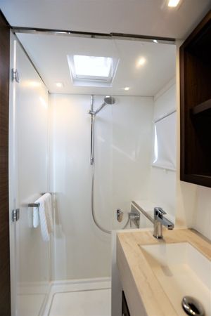 Lagoon 46 | Lady Point