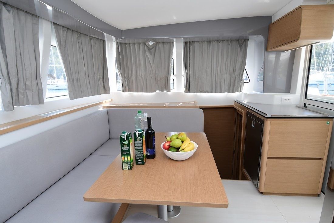 Excess 12 | Silver Kiss