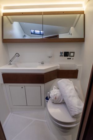 Beneteau Oceanis 46.1 | July
