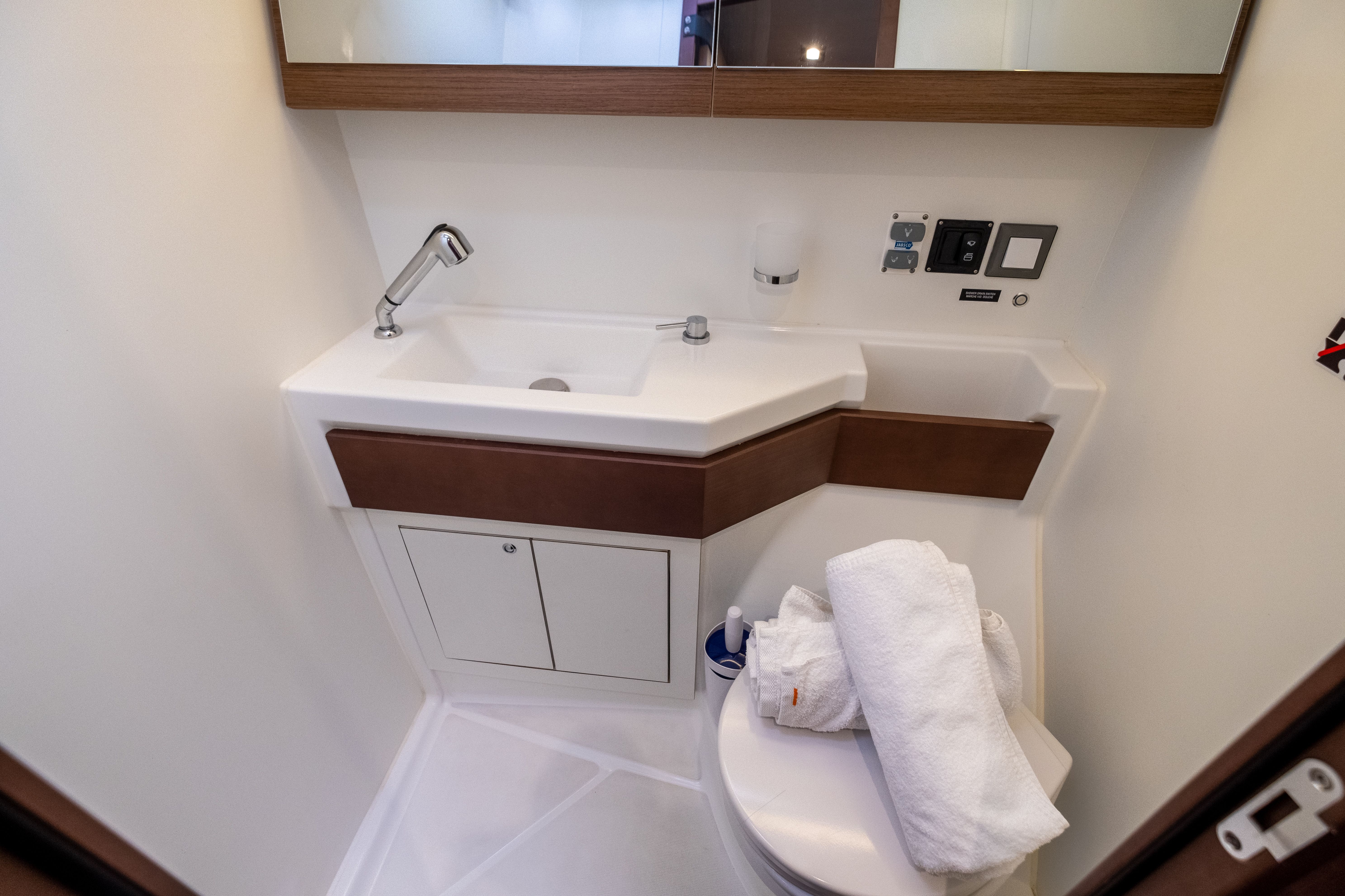 Beneteau Oceanis 46.1 | July