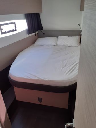 Fountaine Pajot Astrea 42 | Orestes