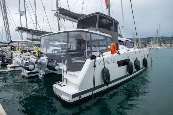 Fountaine Pajot Astrea 42 | Orestes