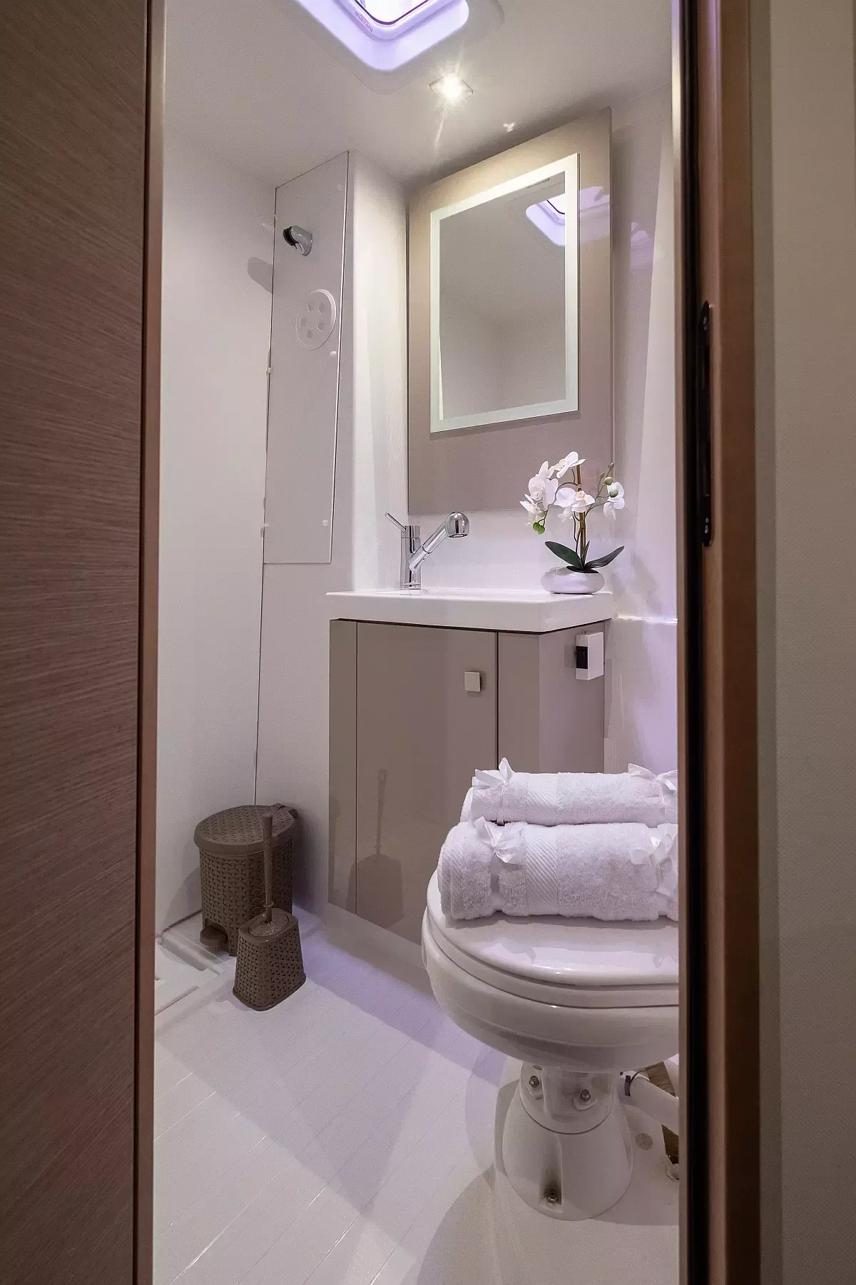 Fountaine Pajot Astrea 42 | Orestes