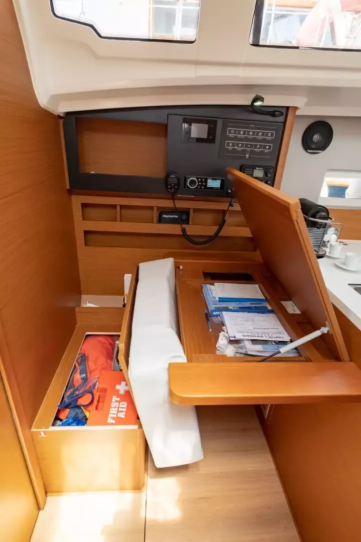 Jeanneau Sun Odyssey 410 | Elcano