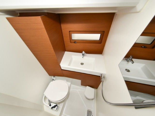 Jeanneau Sun Loft 47 | New Horizons