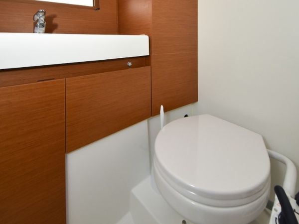 Jeanneau Sun Loft 47 | New Horizons