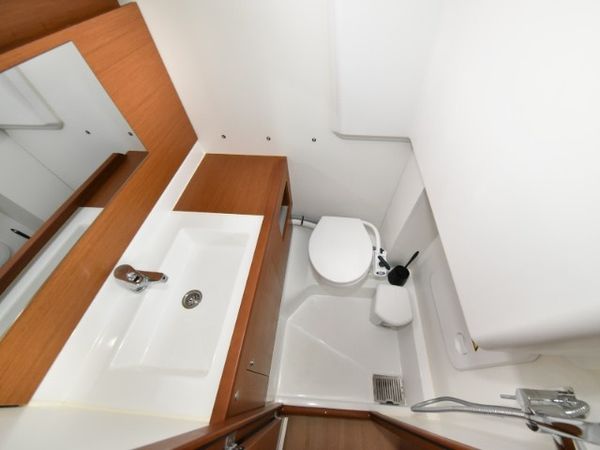 Jeanneau Sun Loft 47 | New Horizons