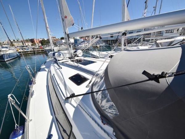 Bavaria Cruiser 41 | Nixie