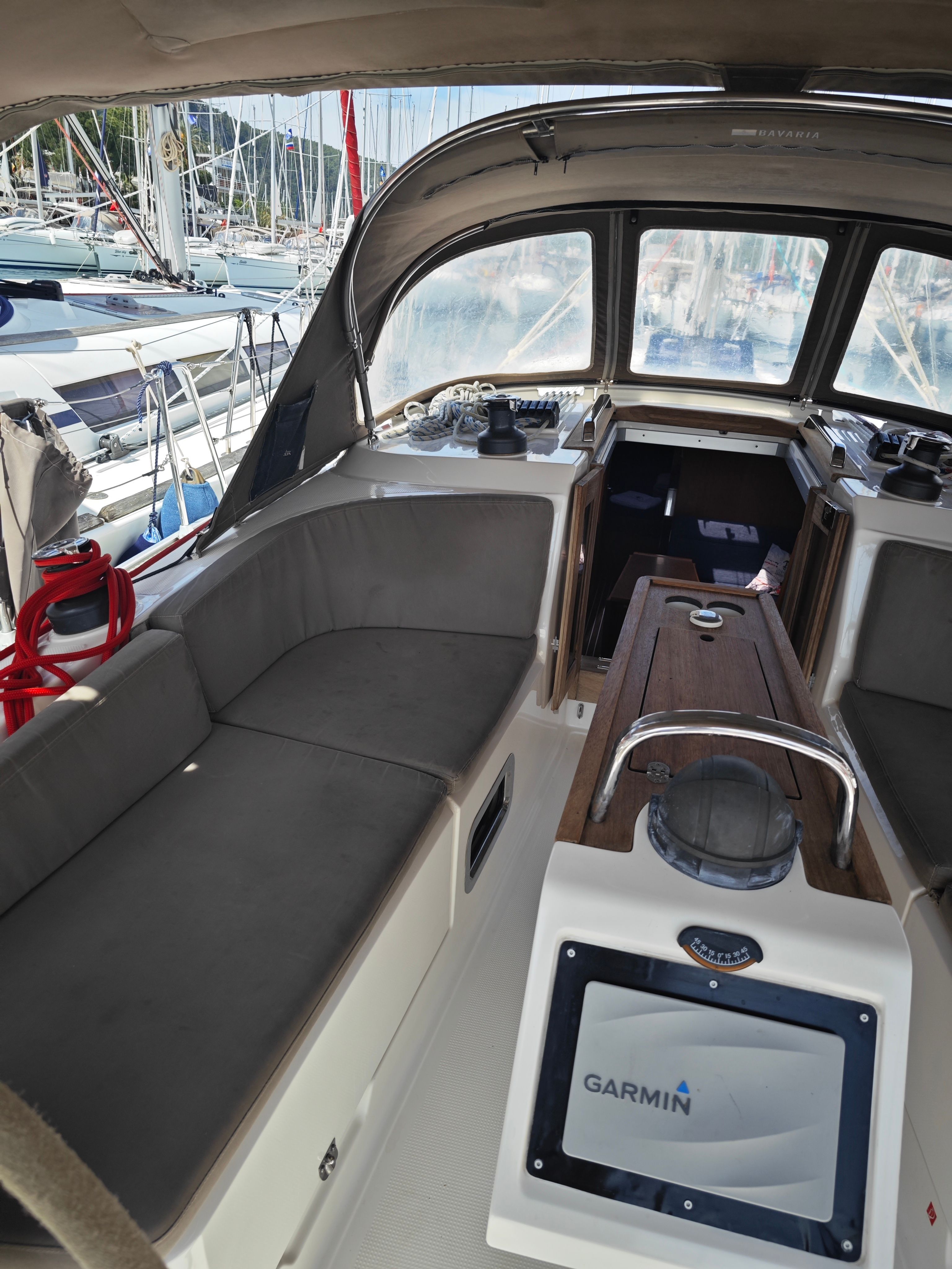 Bavaria Cruiser 37 | Almira