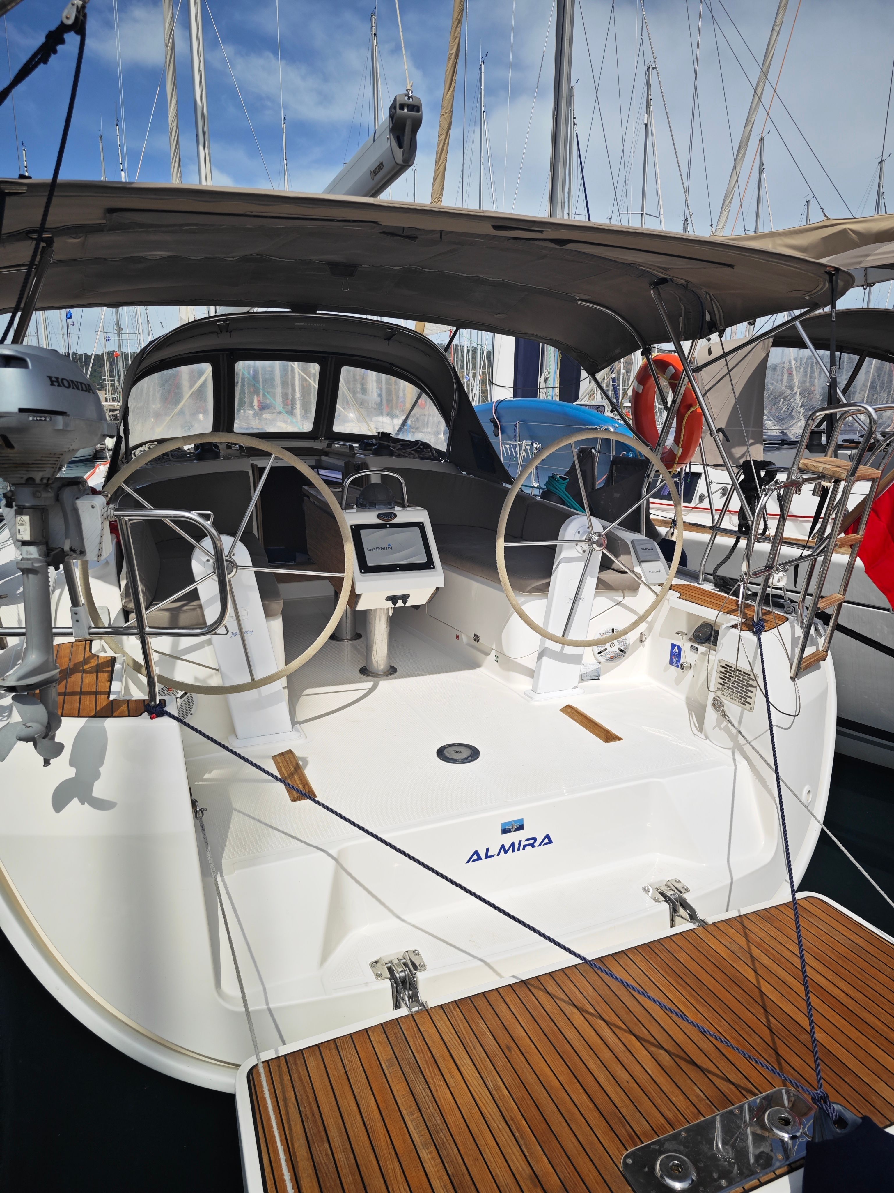 Bavaria Cruiser 37 | Almira