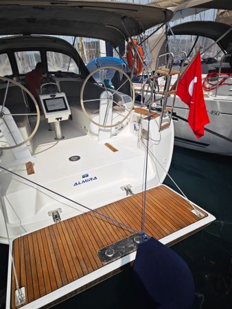 Bavaria Cruiser 37 | Almira